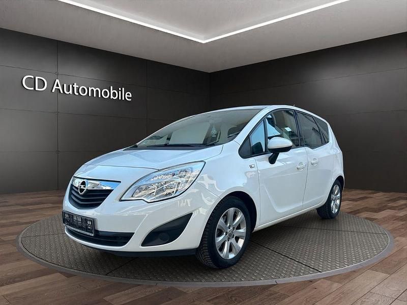 Gebraucht Opel Meriva Design Edition 120 PS (88 kW) 2011 Silber Van / Kleinbus