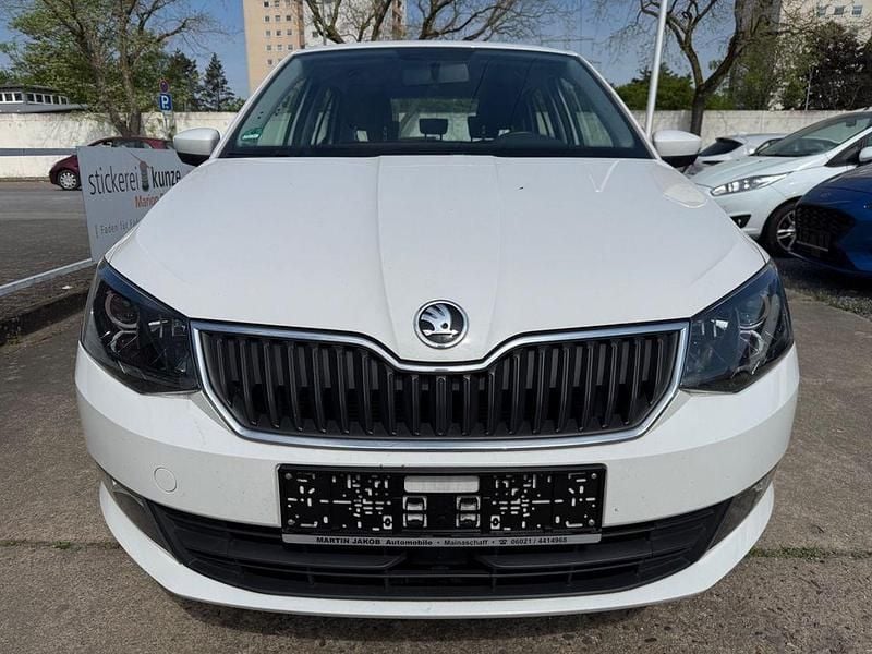 Gebraucht Skoda Fabia Ambition 75 PS (55 kW) 2018 Weiß Limousine