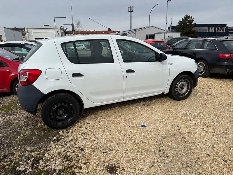 Gebraucht Dacia Sandero Essentiel 75 PS (55 kW) 2016 Limousine