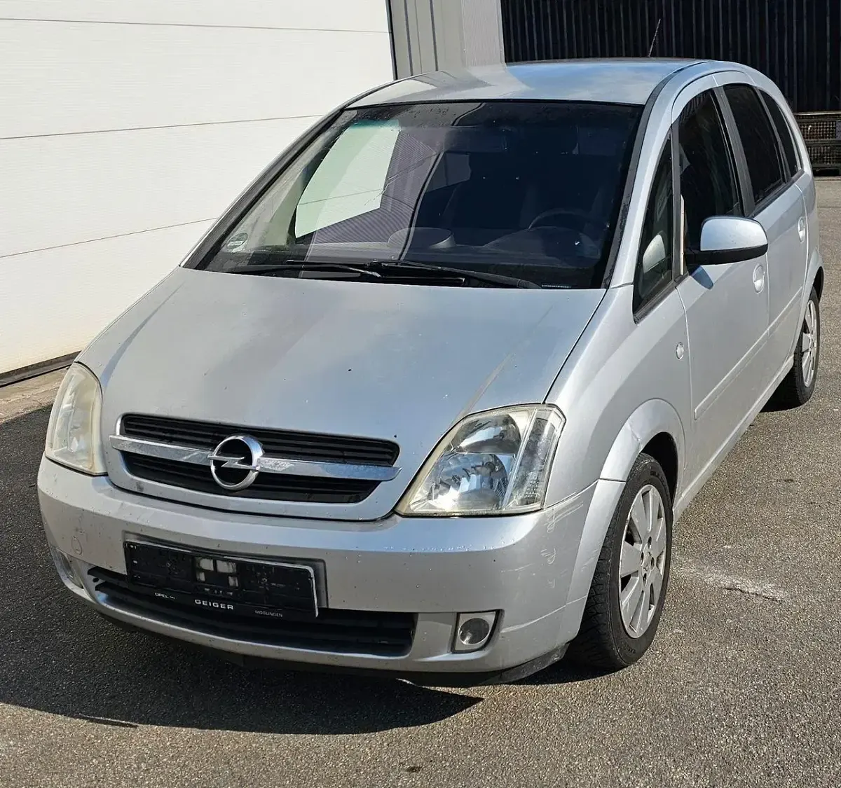 Używany Opel Meriva 101 KM (74 kW) 2003 Srebrny Minivan