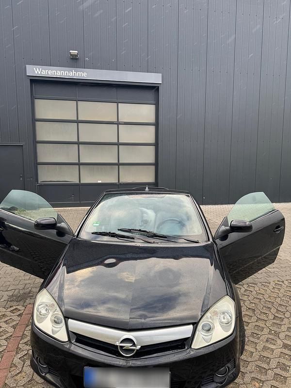 Gebraucht Opel Tigra 66 PS (48 kW) 2005 Schwarz Cabrio
