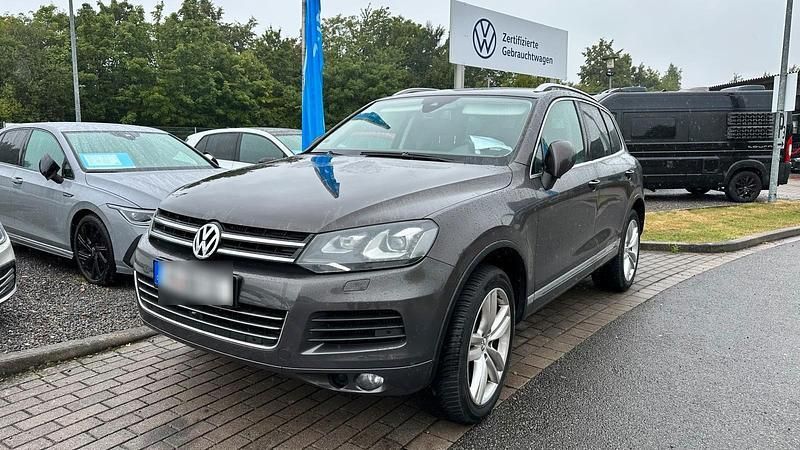 Grau Gebraucht 2010 VW Touareg SUV | 13.450 € (Guter Preis) - Bild 1/4
