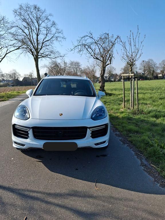 Gebraucht Porsche Cayenne GTS 441 PS (324 kW) 2016 Weiß SUV