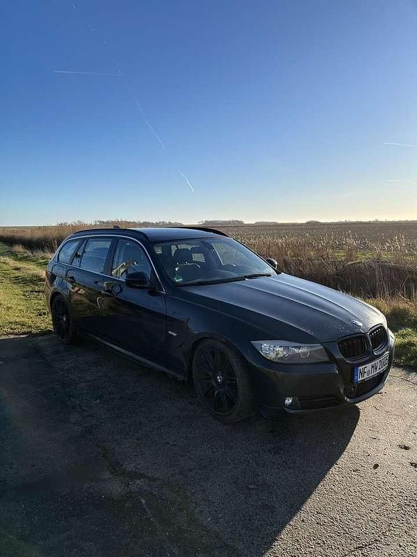 Schwarz Gebraucht 2010 BMW 325 Kombi | 6.500 € (Guter Preis) - Bild 1/4