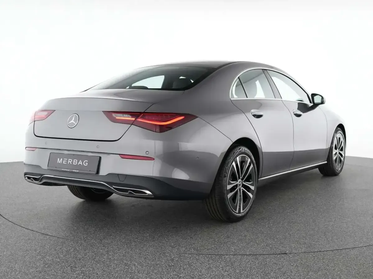 Gebraucht Mercedes CLA180 Advanced Plus 136 PS (100 kW) 2025 Grau Coupé