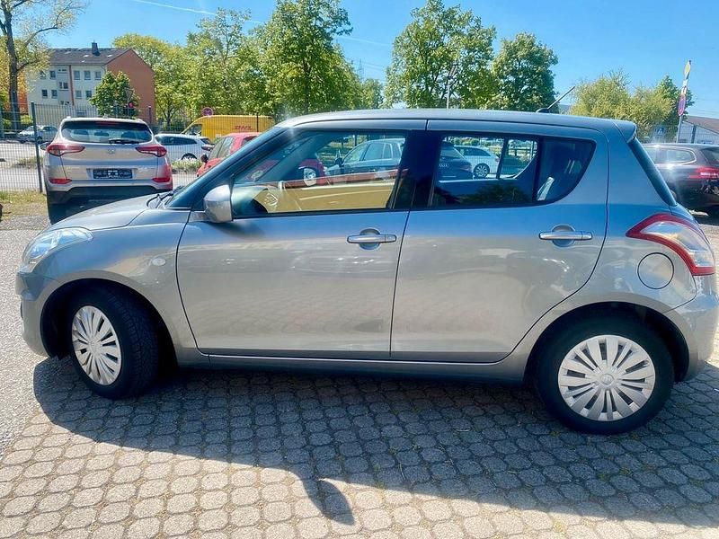 Second-hand Suzuki Swift 94 CP (69 kW) 2015 Gri Hatchback