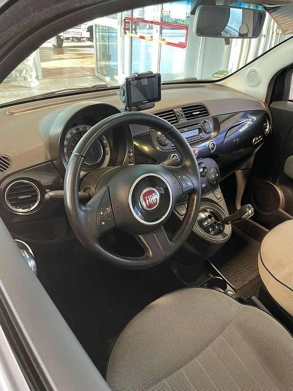 Gebraucht Fiat 500 Lounge 69 PS (50 kW) 2012 Co esterno (vesuvio schwarz) Kleinwagen