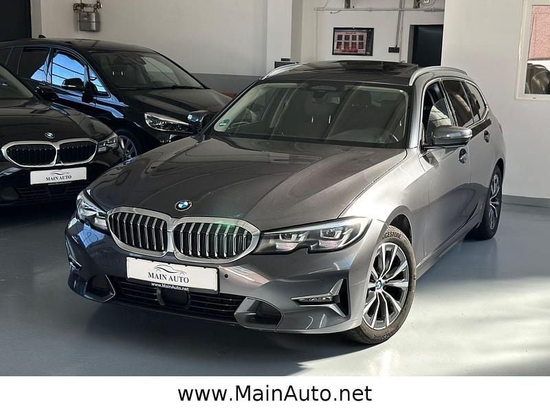 Grau Gebraucht 2020 BMW 320 Luxury Line Kombi | 20.750 € (Guter Preis) - Bild 1/4