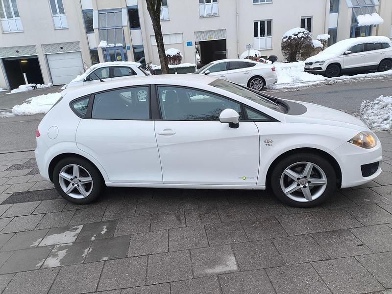 Gebraucht Seat Leon Copa 105 PS (77 kW) 2012 Weiß Kombi
