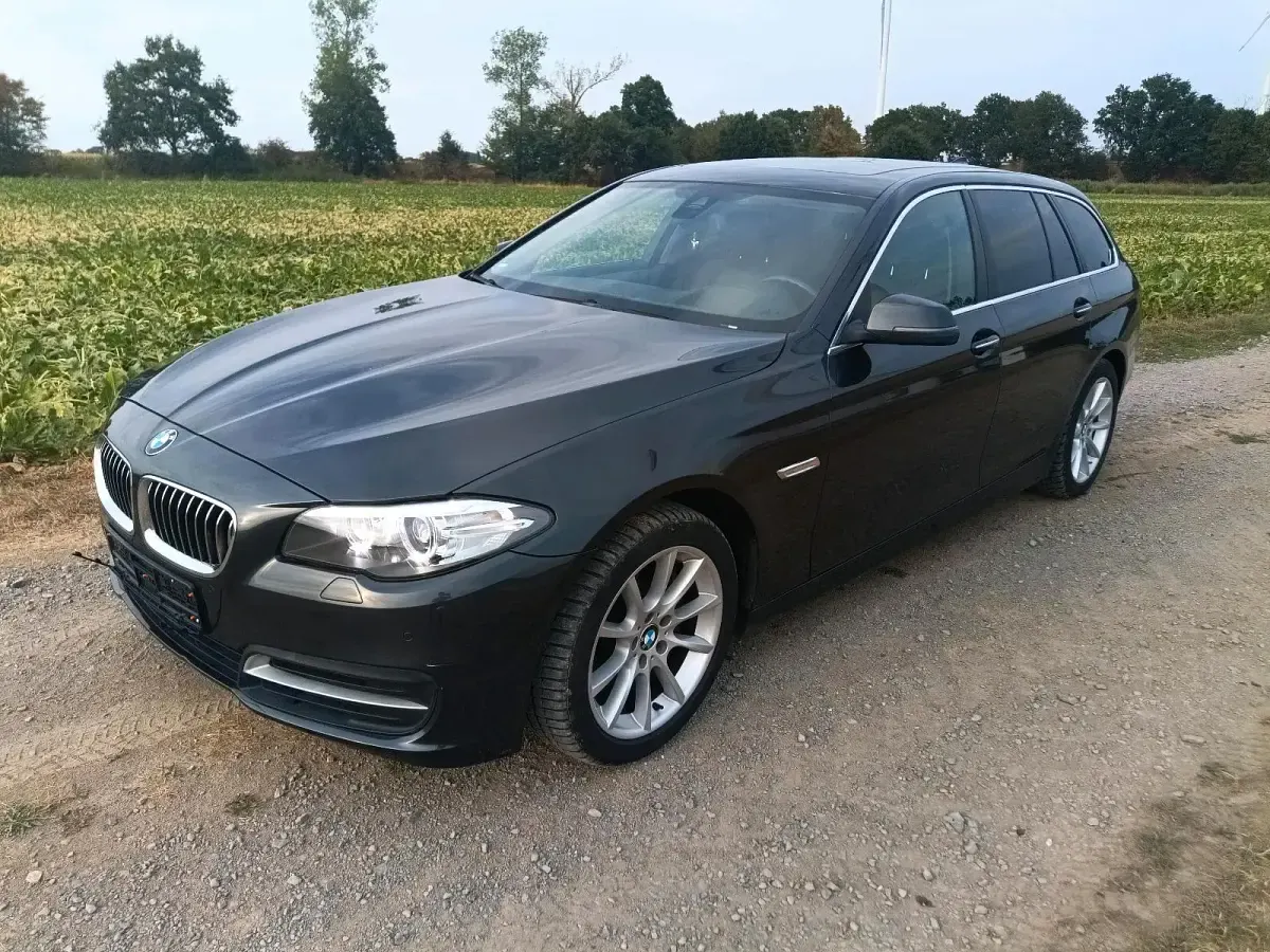 Gebraucht BMW 530 258 PS (189 kW) 2013 Grau Kombi