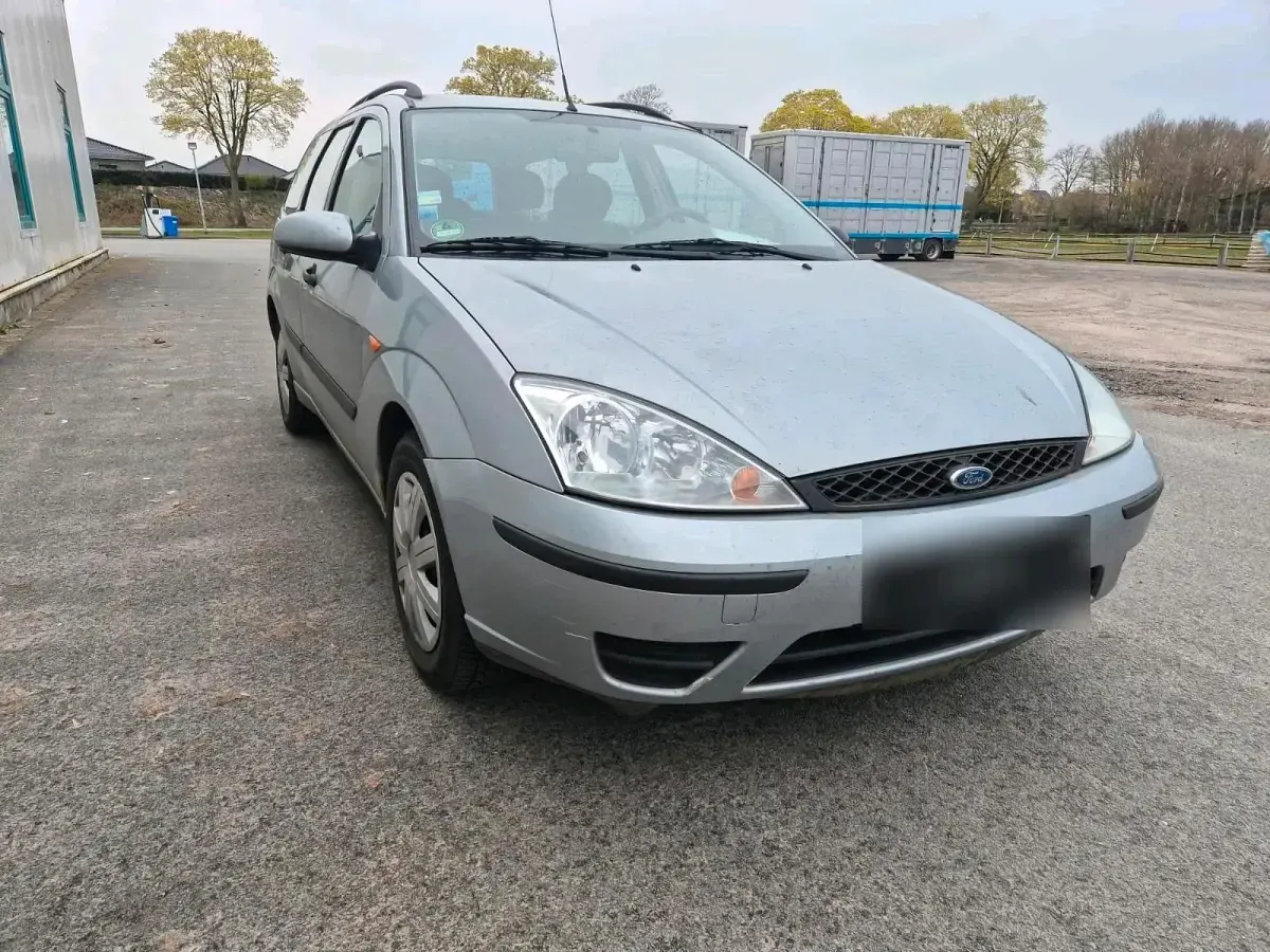 Used Ford Focus 116 HP (85 kW) 2004 Silver Estate