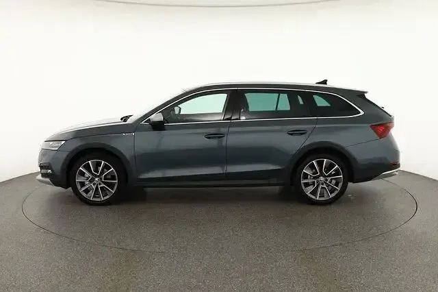 Gebraucht Skoda Octavia 147 PS (108 kW) 2021 Grau