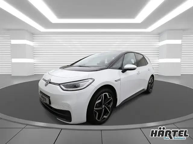 Gebraucht VW ID.3 Pure 110 kW (150 PS) 2021 Gletscherweiss (white), metallic Kleinwagen