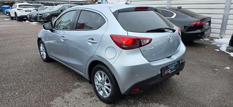 Gebraucht Mazda 2 Exclusive-Line 90 PS (66 kW) 2018 Silber Limousine