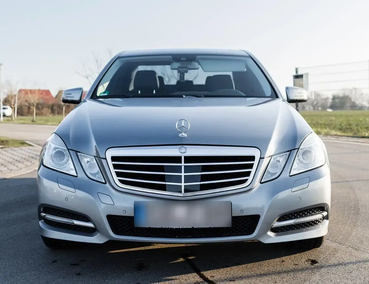 Brugt Mercedes E250 204 HK (150 kW) 2011 Grå Sedan