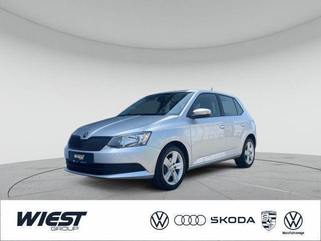 Brilliantsilber metallic Gebraucht 2017 Skoda Fabia Cool Edition Limousine | 9.950 € (Etwas zu teuer) - Bild 1/4