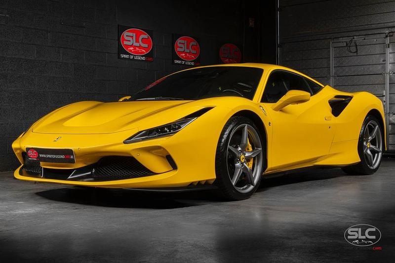 Gelb Gebraucht 2021 Ferrari F8 | 298.800 € (Guter Preis) - Bild 1/4