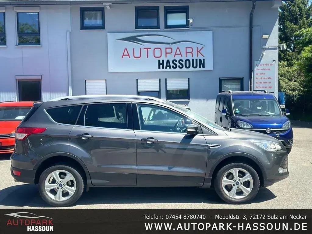 Gebraucht Ford Kuga Titanium 150 PS (110 kW) 2016 Grau SUV