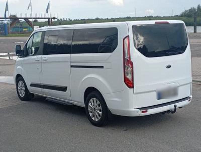 Gebraucht Ford Transit Custom 170 PS (125 kW) 2018 Weiß Van / Kleinbus