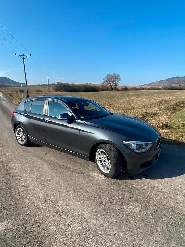 Gebraucht BMW 116 116 PS (85 kW) 2014 Grau Kleinwagen