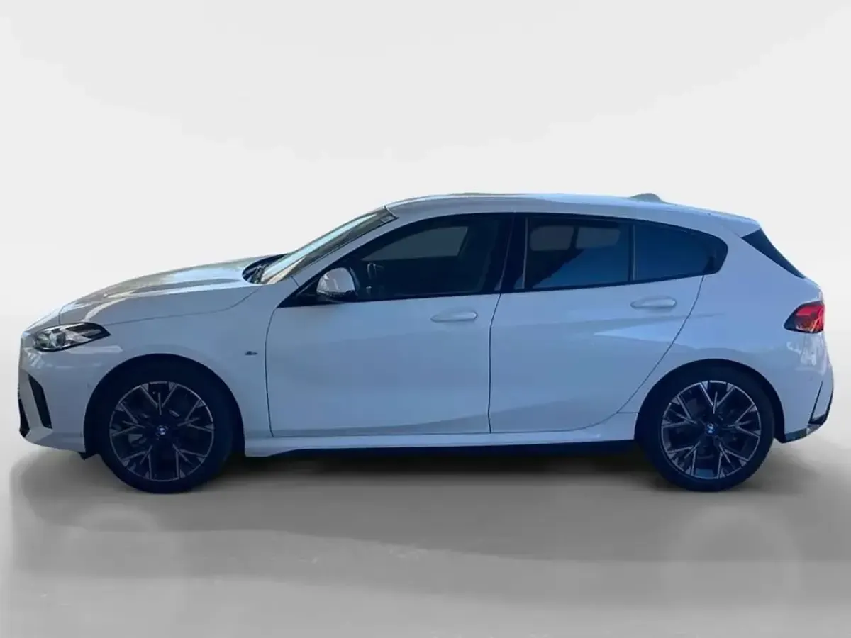 Gebraucht BMW 123 Efficient Dynamics 204 PS (150 kW) 2025 Alpinweiß uni Kleinwagen