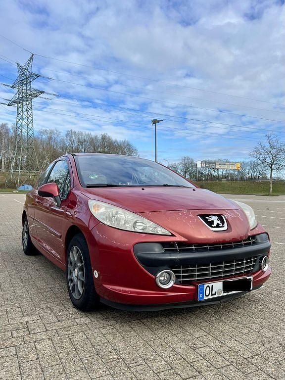 Gebraucht Peugeot 207 88 PS (64 kW) 2006 Rot Limousine