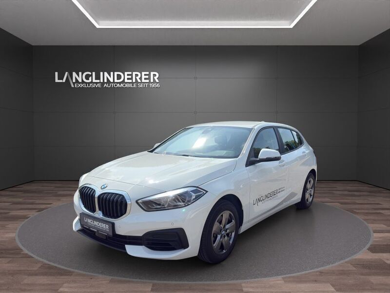 Alpinweiss iii Gebraucht 2024 BMW 116 Advantage Kleinwagen | 22.900 € (Fairer Preis) - Bild 1/4