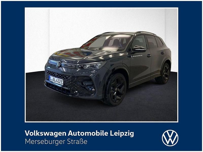 Grau Gebraucht 2025 VW Tiguan R-line SUV | 50.930 € (Fairer Preis) - Bild 1/3