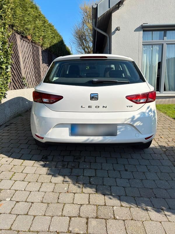 Second-hand Seat Leon 110 CP (80 kW) 2015 Alb Break