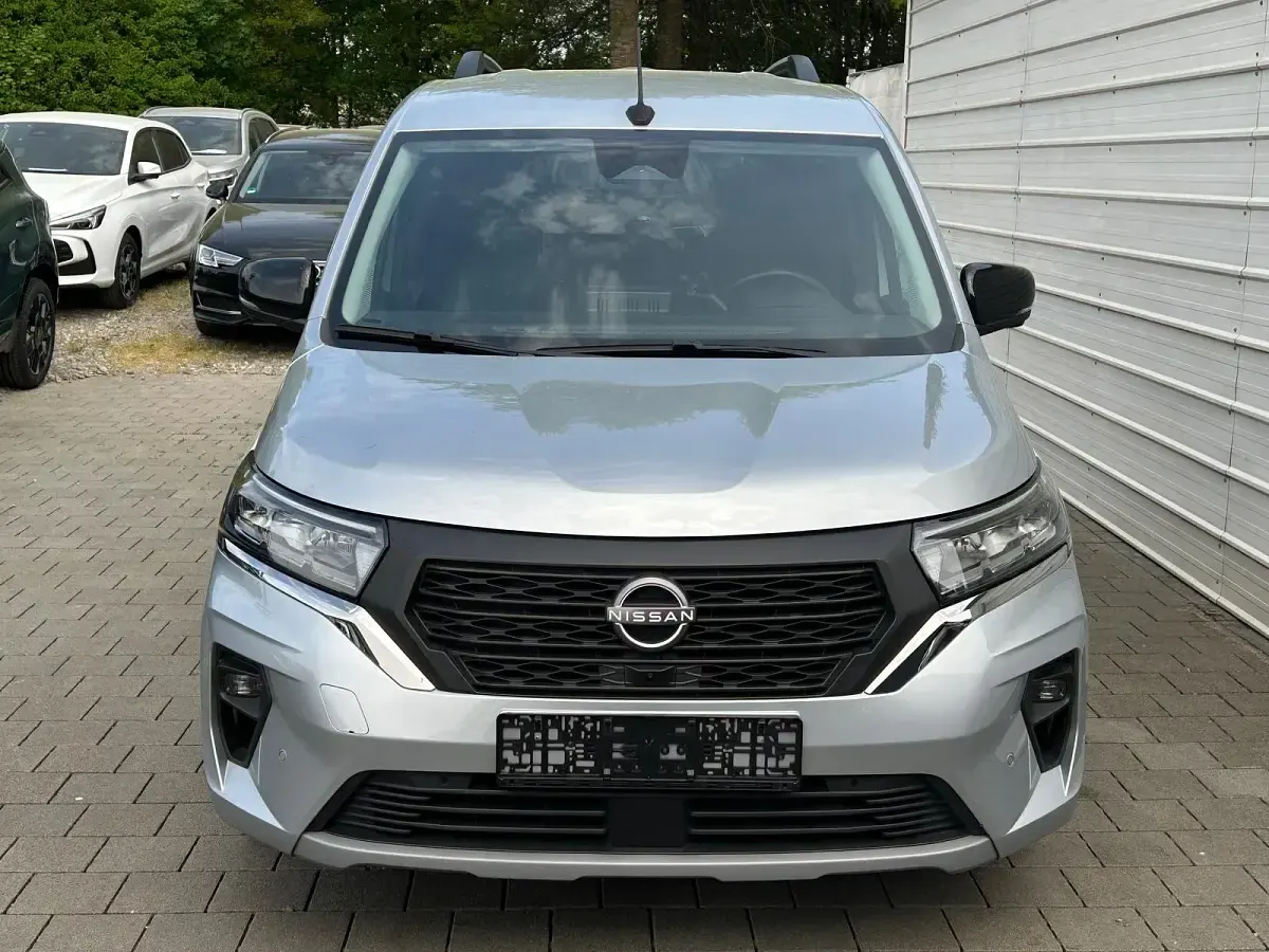Gebraucht Nissan Townstar 360º 131 PS (96 kW) 2022 Silber metallic Van / Kleinbus