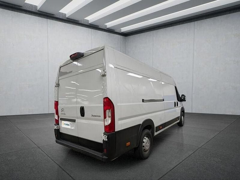 Second-hand Citroën Jumper 165 CP (121 kW) 2024 Alb Monovolum