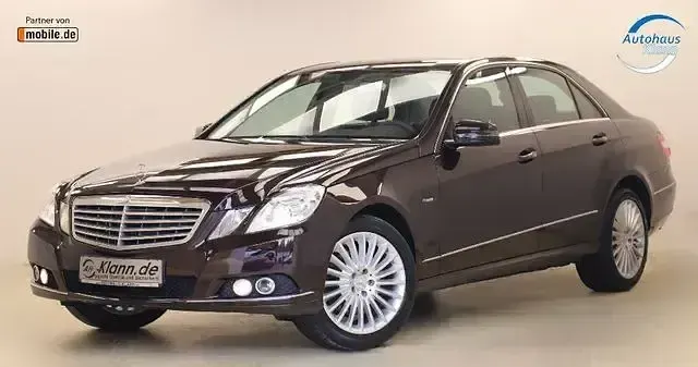 Gebraucht Mercedes E250 Elegance 204 PS (150 kW) 2009 Braun Limousine