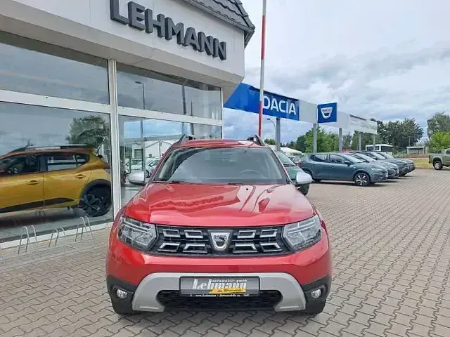 Gebraucht Dacia Duster Prestige 150 PS (110 kW) 2022 Rot SUV