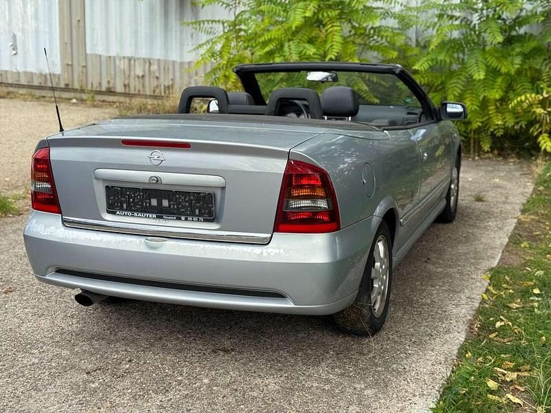 Gebraucht Opel Astra Cabriolet 125 PS (91 kW) 2002 Mirage Cabrio
