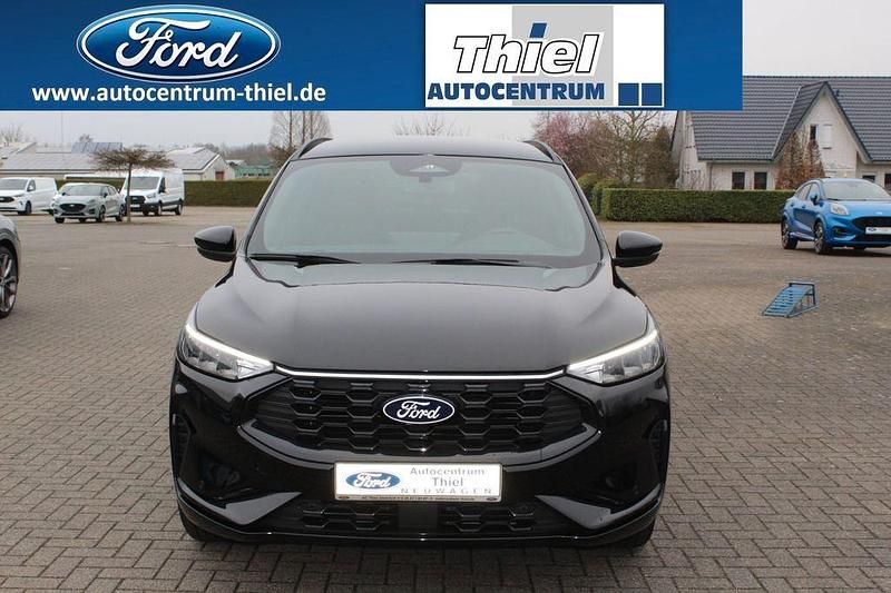 Ny Ford Kuga ST-Line 188 HK (138 kW) 2025 Sort SUV