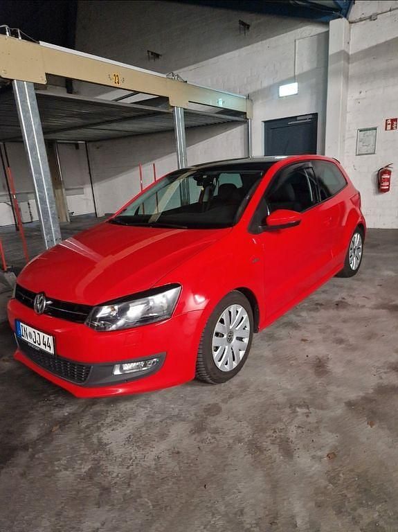 Gebraucht VW Polo Life 105 PS (77 kW) 2014 Rot Kleinwagen