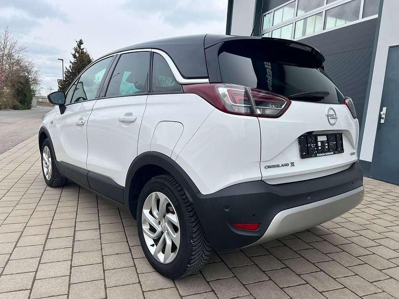 Gebraucht Opel Crossland X 131 PS (96 kW) 2018 Schneeweiss/olympic/summit whi SUV