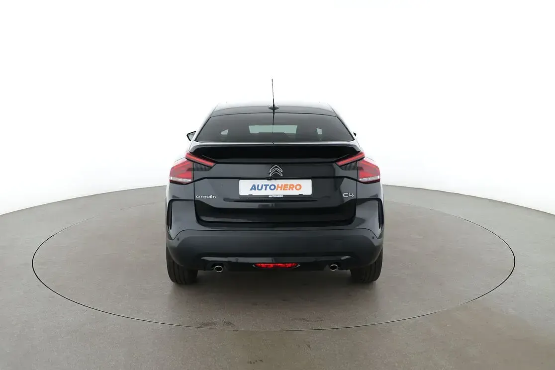 Gebraucht Citroën C4 PureTech 131 PS (96 kW) 2021 Schwarz Limousine