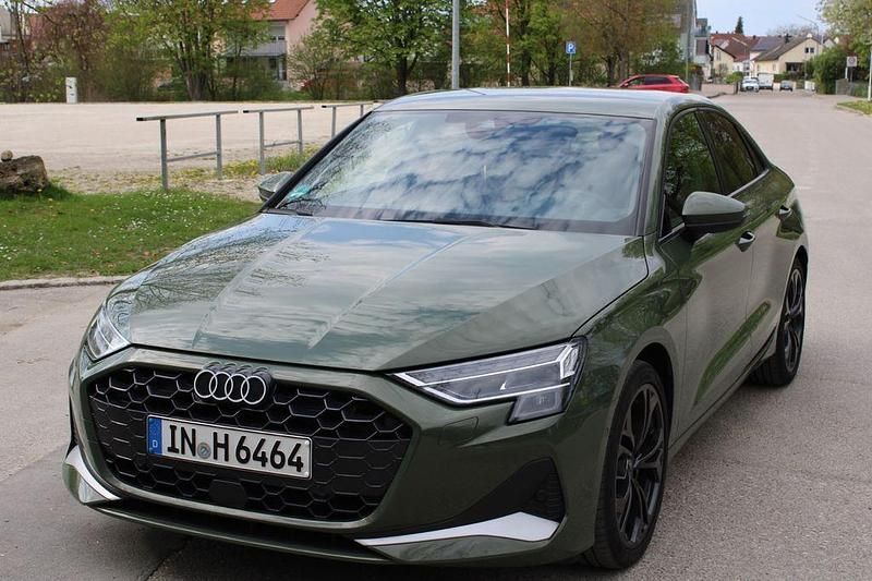 Second-hand Audi A3 150 CP (110 kW) 2024 Verde Berlinǎ