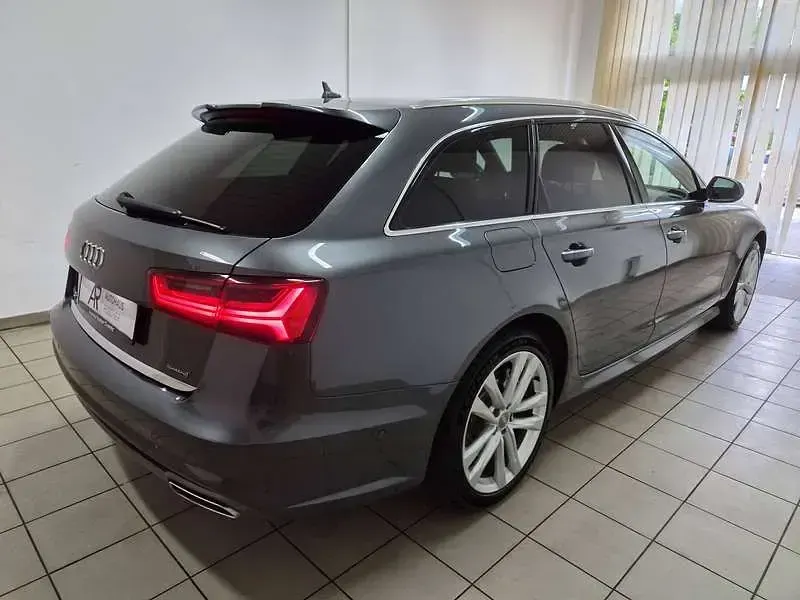 Gebraucht Audi A6 S-Line 272 PS (200 kW) 2019 Grau Kombi