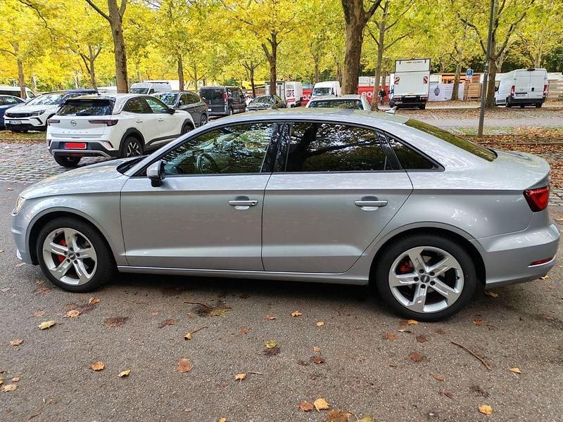 Gebraucht Audi A3 Design 150 PS (110 kW) 2016 Silber Limousine