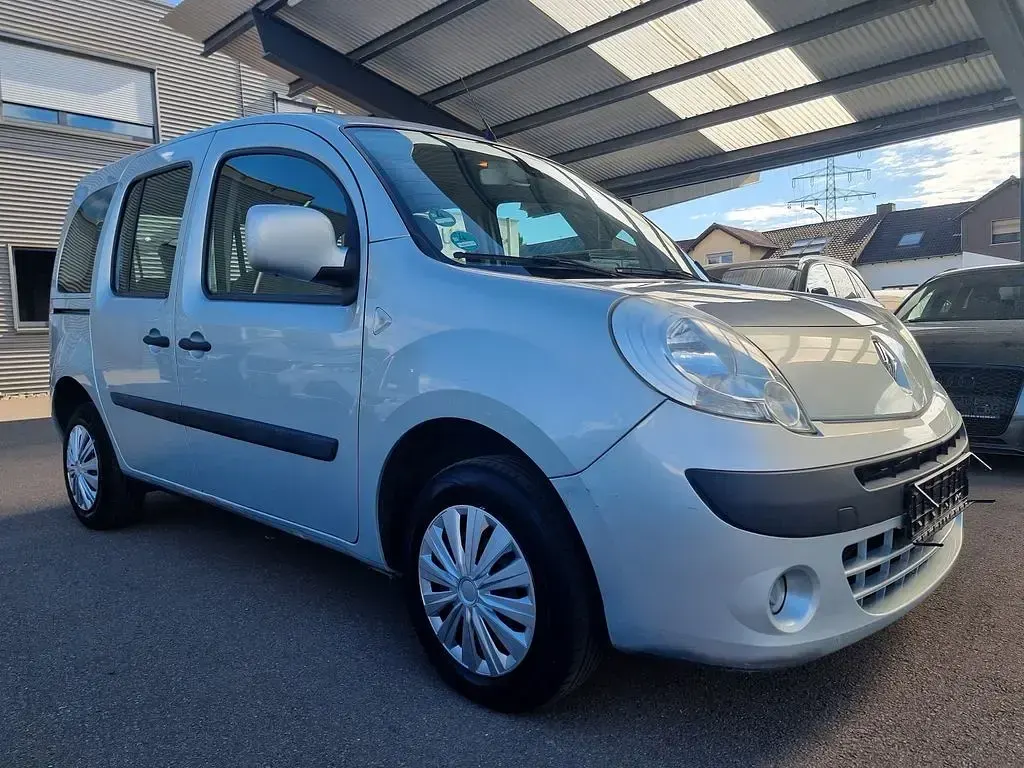 Gebraucht Renault Kangoo Privilege 106 PS (77 kW) 2008 Grau Van / Kleinbus