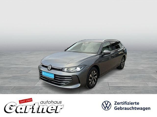 Grau (diabasgrau metallic) Gebraucht 2024 VW Passat IQ Drive Kombi | 41.875 € (Superpreis) - Bild 1/4