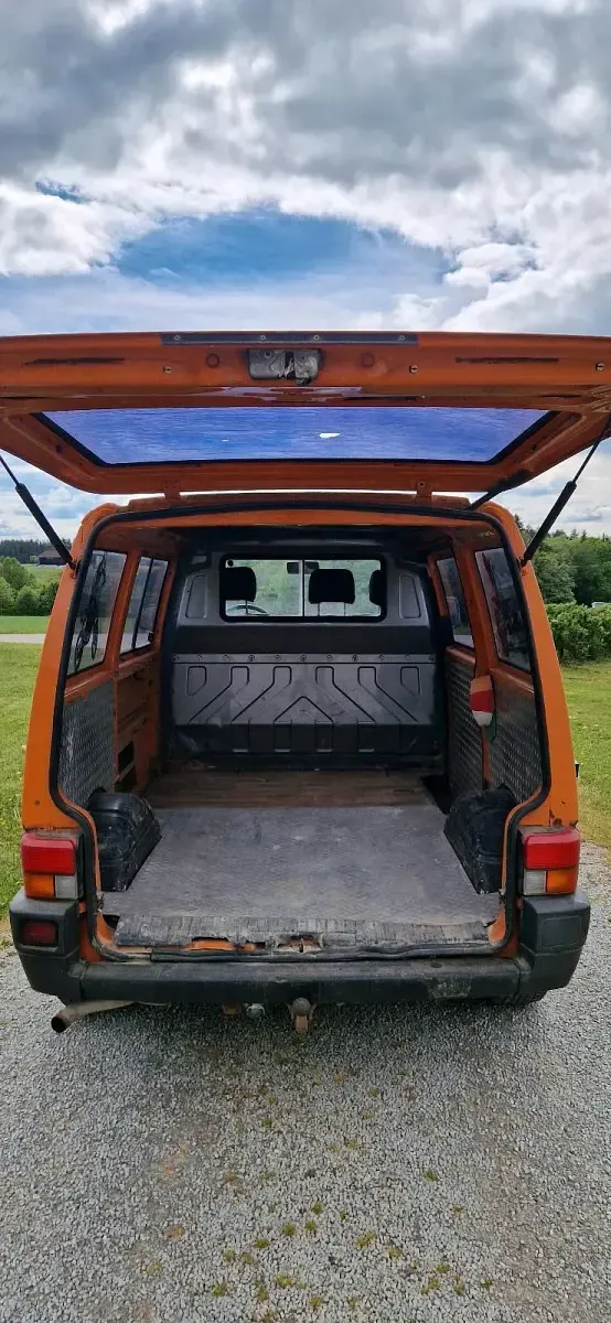 Usado VW Transporter 110 CV (80 kW) 1995 Naranja Van
