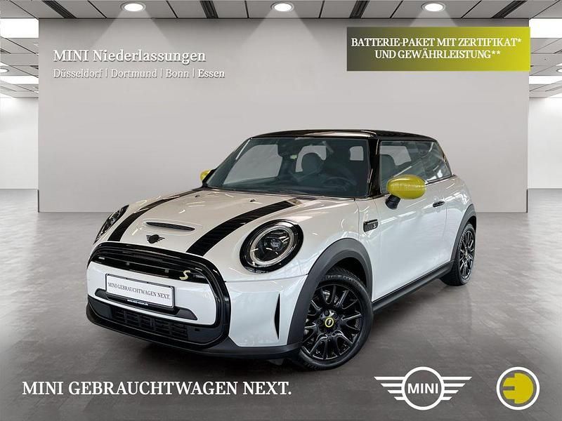 Gebraucht Mini Cooper SE 135 kW (184 PS) 2023 Weiß Kleinwagen