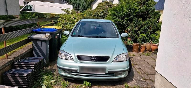 Blau Gebraucht 2001 Opel Astra Kleinwagen | 600 € (Superpreis) - Bild 1/4