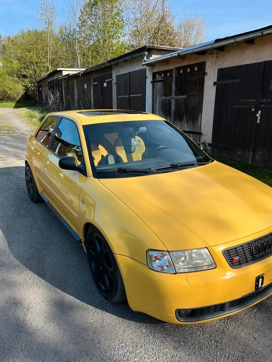 Gebraucht Audi S3 Basis 209 PS (153 kW) 1999 Gelb Kleinwagen
