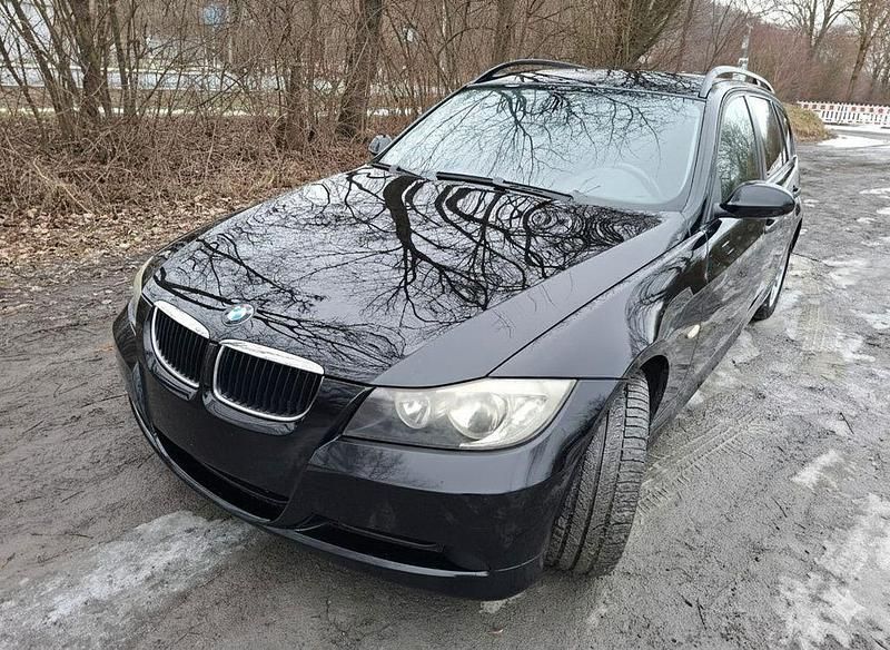 Gebraucht BMW 320 150 PS (110 kW) 2006 Schwarz Kombi