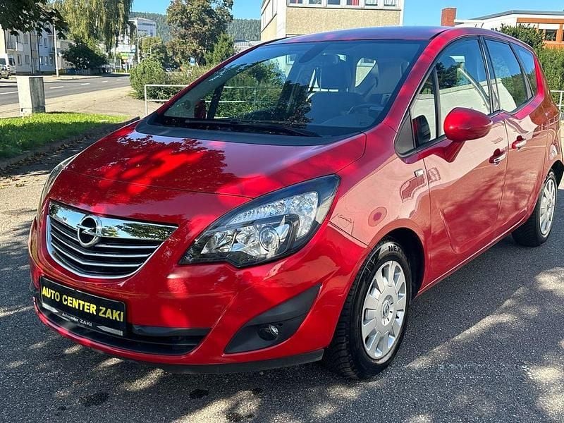 Rot Gebraucht 2011 Opel Meriva Innovation Van / Kleinbus | 2.950 € (Superpreis) - Bild 1/4
