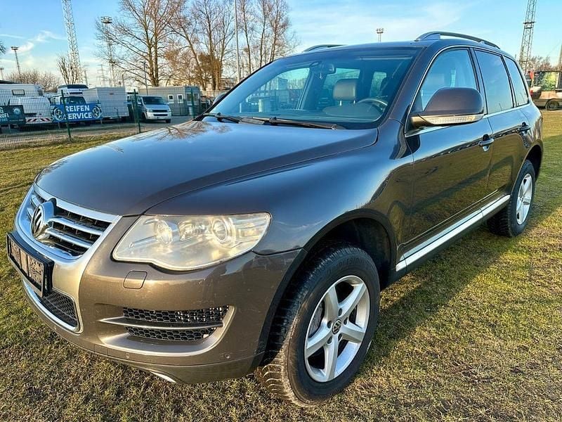 Gebraucht VW Touareg 224 PS (164 kW) 2008 Grau SUV